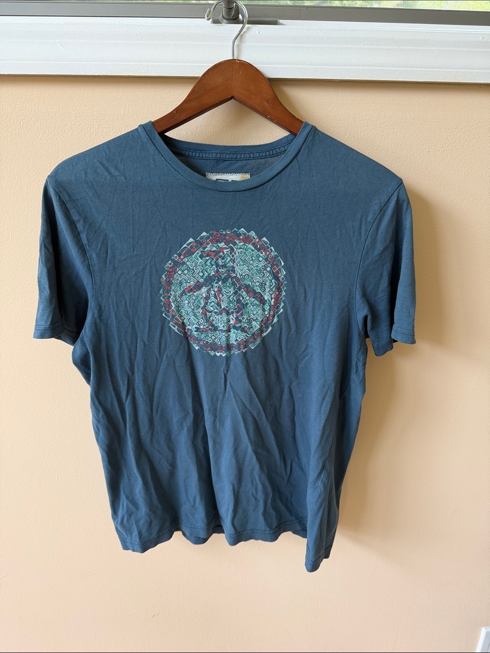 Penguin graphic tee